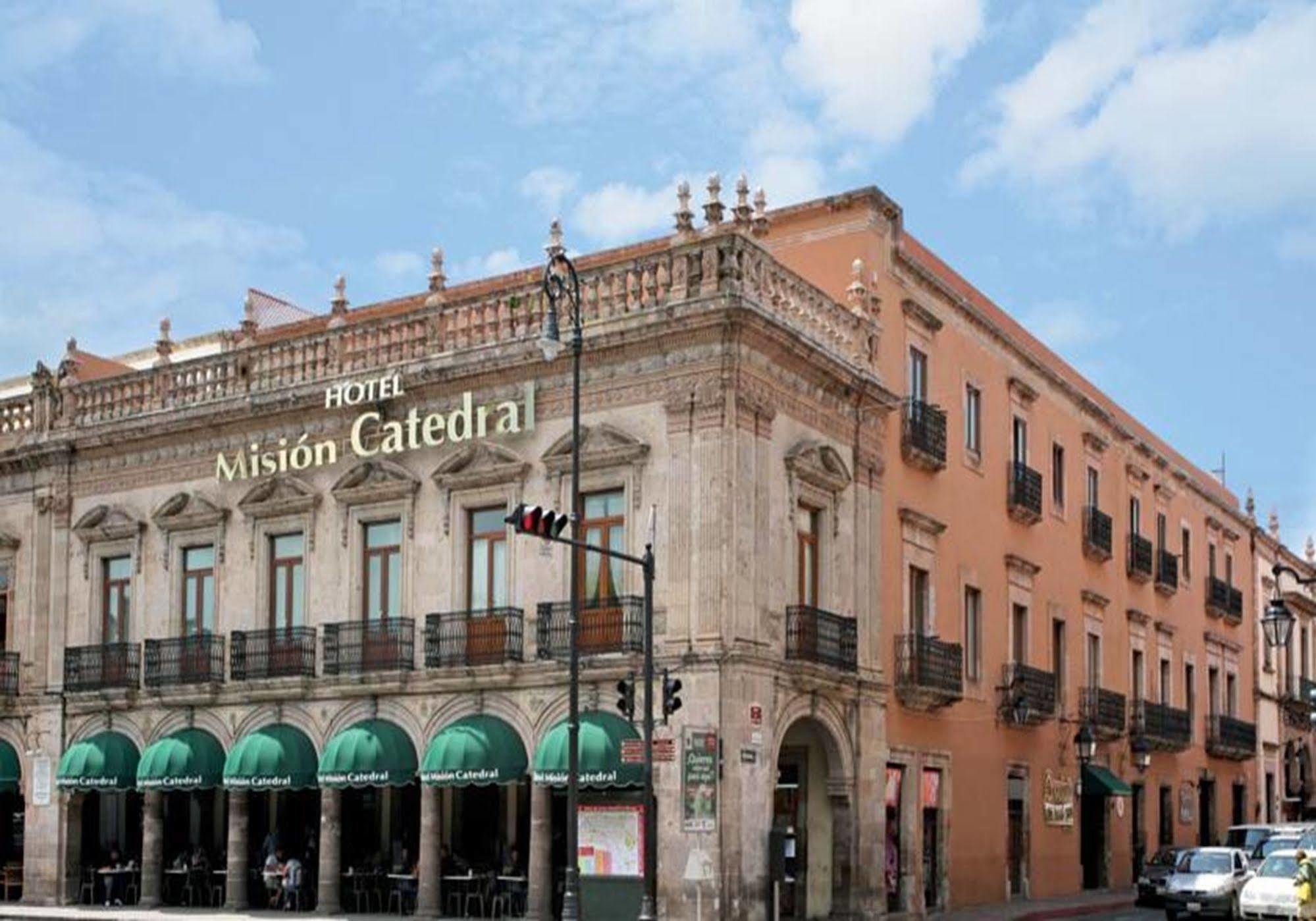 Mision Catedral Morelia Bagian luar foto