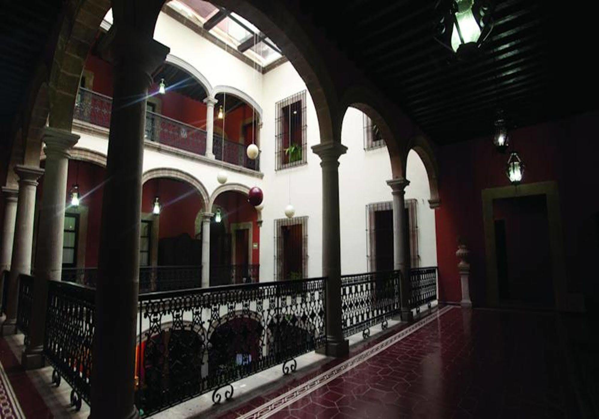 Mision Catedral Morelia Bagian luar foto